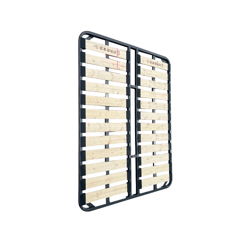 Does the breathable structure of a solid wood frame promote airflow beneath the mattress, reducing the risk of dampness and mold?